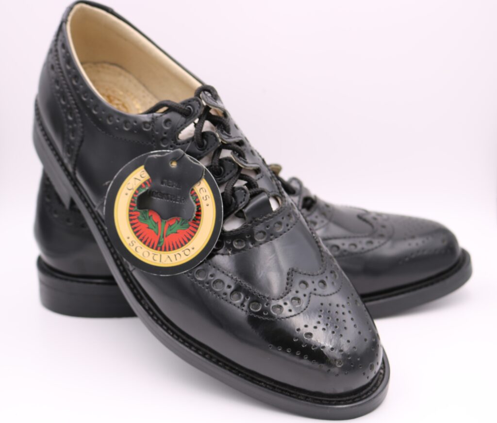ghillie brogues wide width
